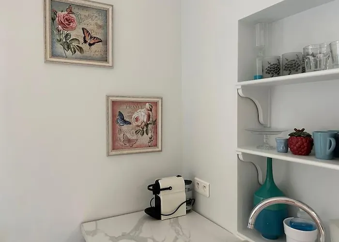 Rossetti Rosa Vieux 2 Bed Апартаменты